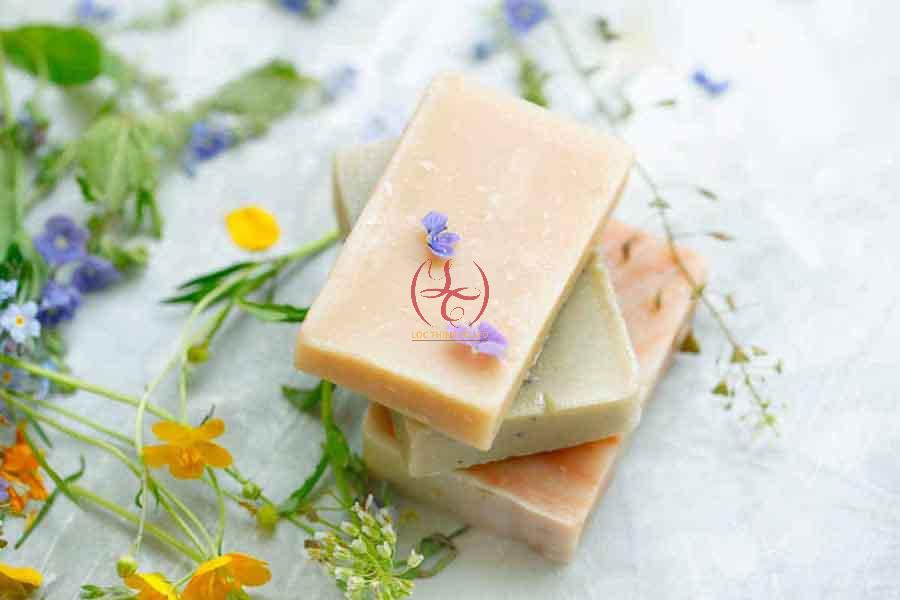 KOH ứng dụng làm mềm xà phòng