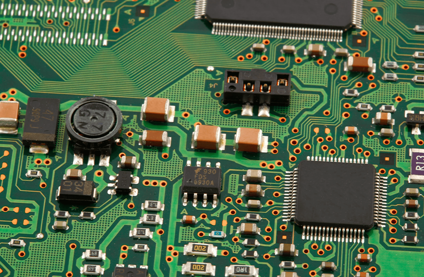 Vi mạch bán dẫn là gì?